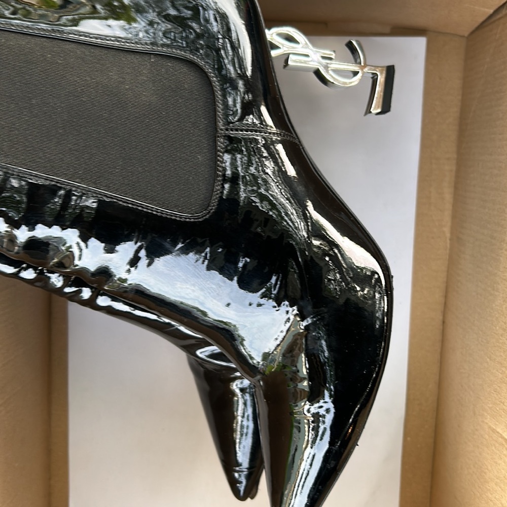 YSL Heels - Picture 5 of 5